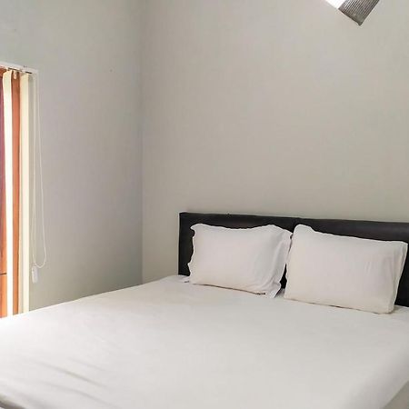 Omah Leren Mitra Reddoorz Near Gembiraloka Zoo Yogyakarta Hotel ภายนอก รูปภาพ