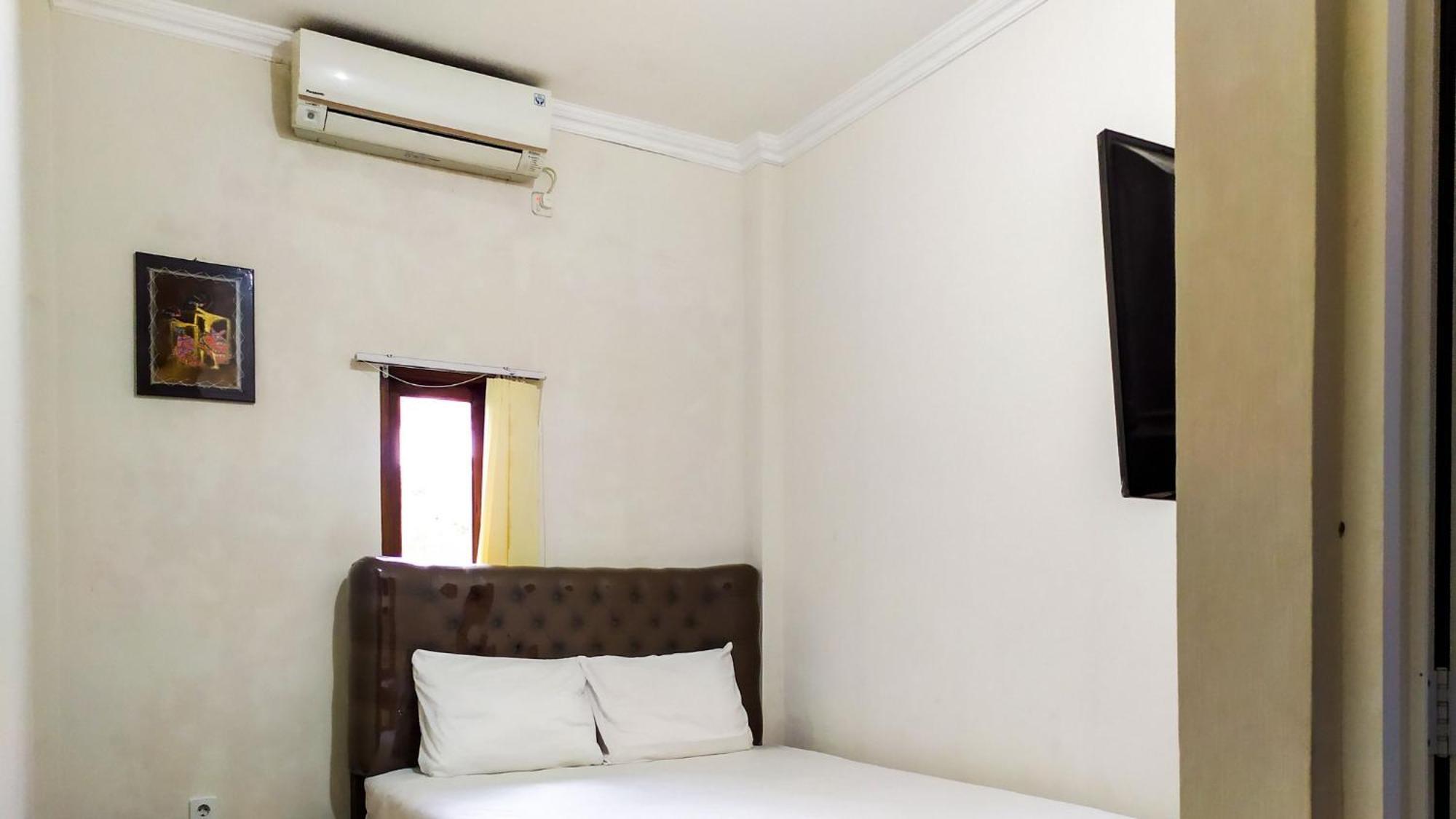 Omah Leren Mitra Reddoorz Near Gembiraloka Zoo Yogyakarta Hotel ภายนอก รูปภาพ