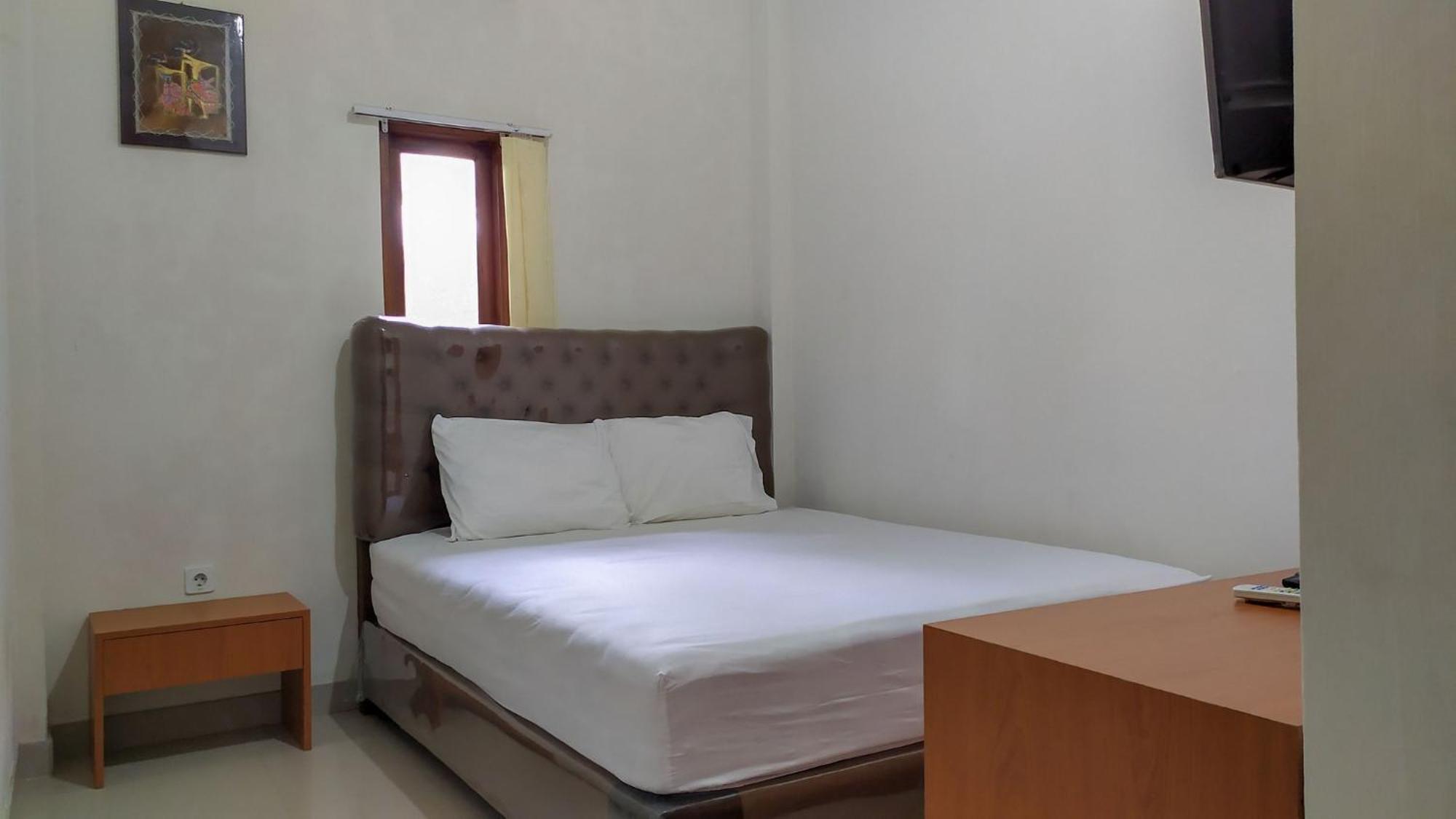 Omah Leren Mitra Reddoorz Near Gembiraloka Zoo Yogyakarta Hotel ภายนอก รูปภาพ